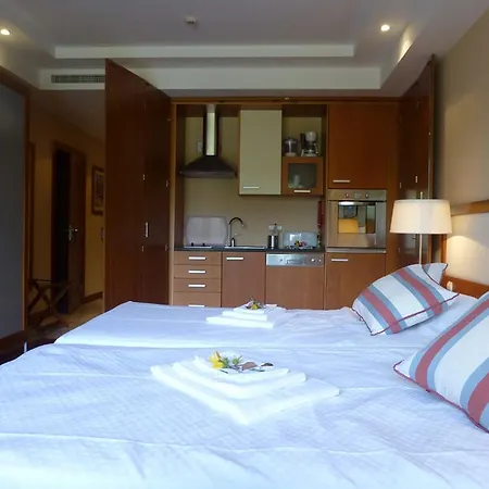 Apartamento Em Espaco Carvoeiro (Lagoa)